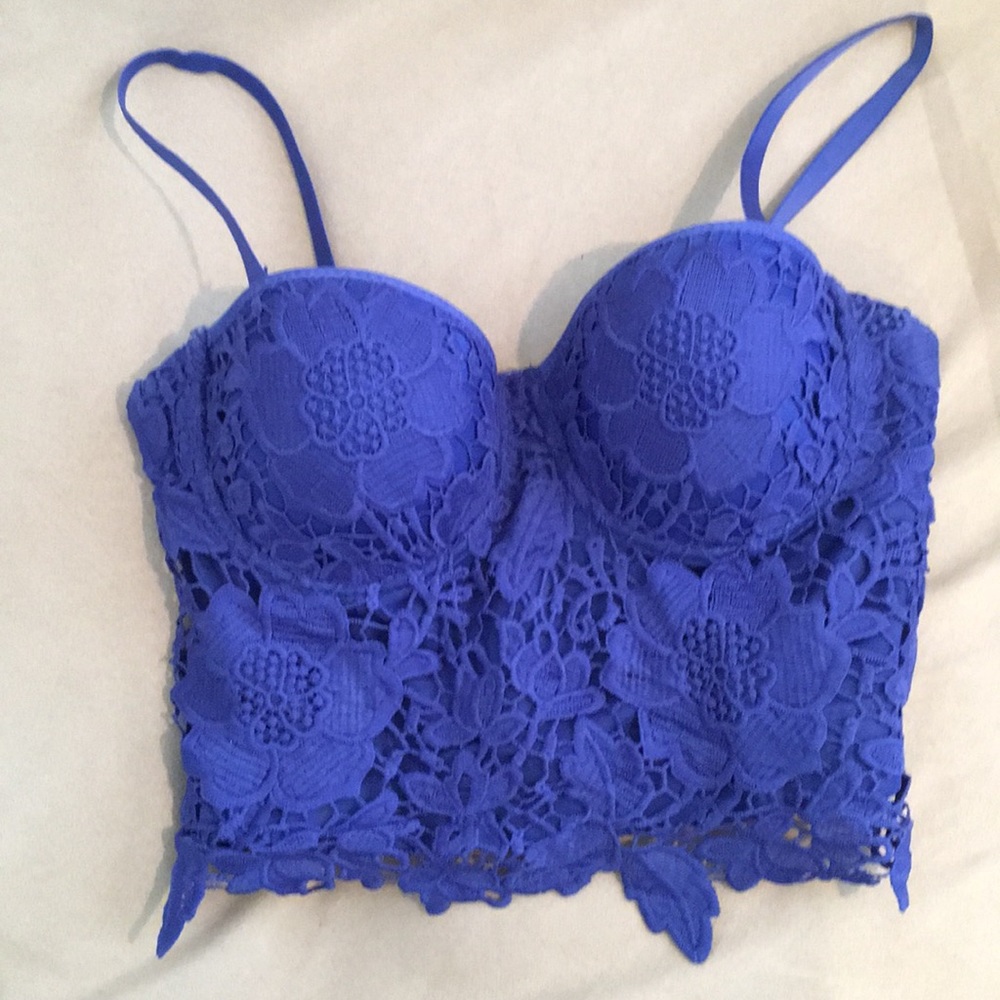 Purple lace crop tank